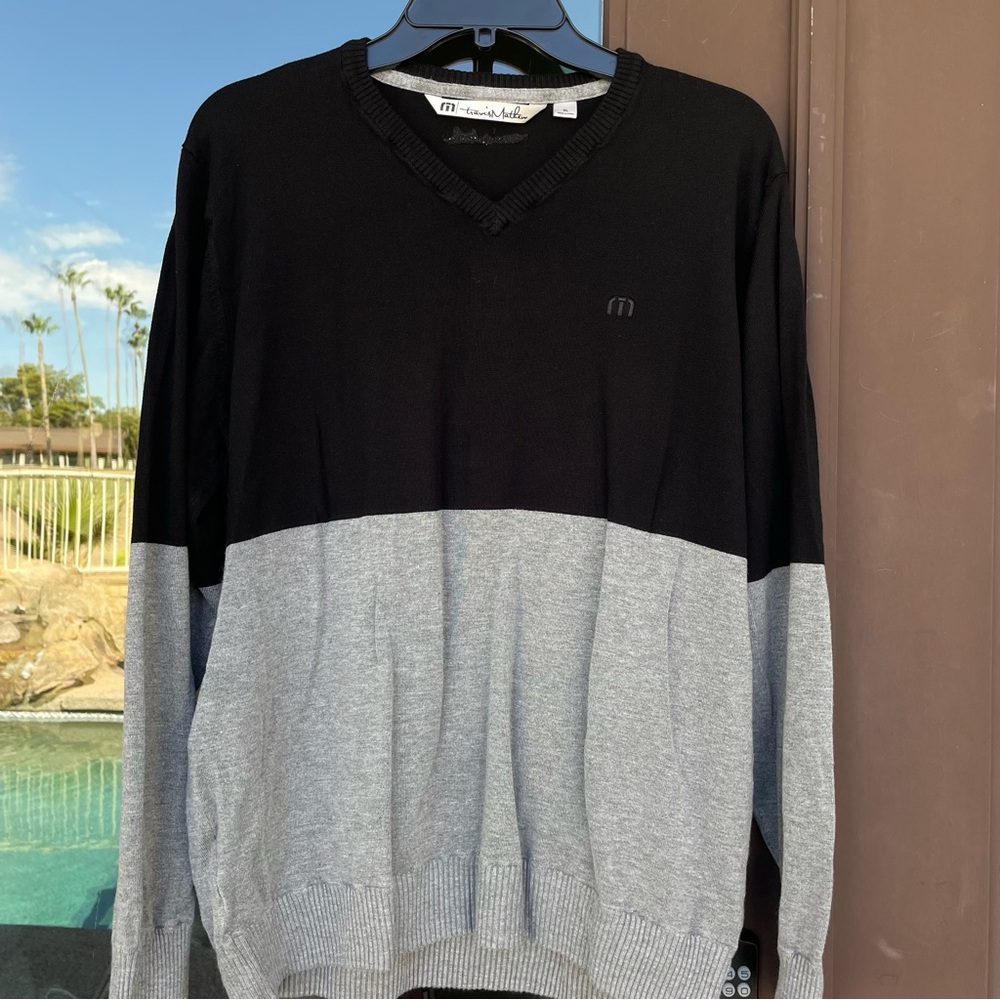Travis Mathew Black and Grey V-Neck Sweater XL